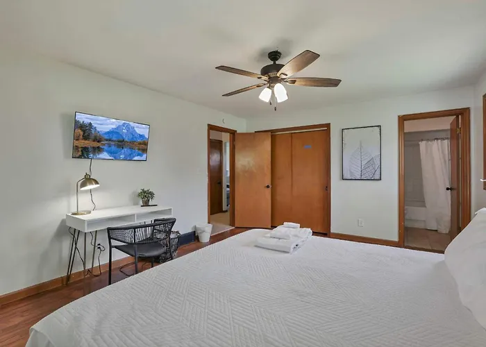 Spacious 4br Ranch Near Easton Perfect For Families & Work Groups Holiday home