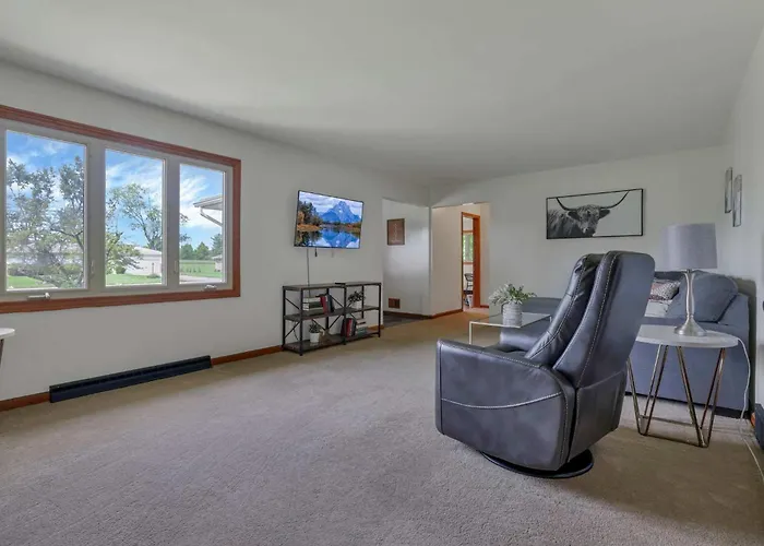 Spacious 4br Ranch Near Easton Perfect For Families & Work Groups