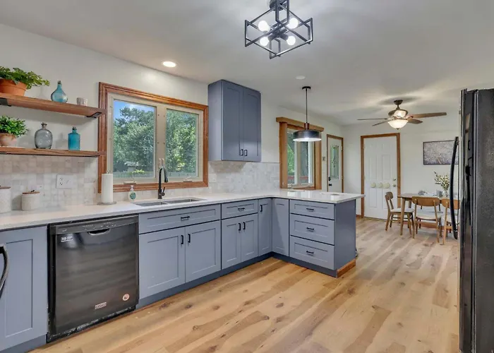 Spacious 4br Ranch Near Easton Perfect For Families & Work Groups Holiday home